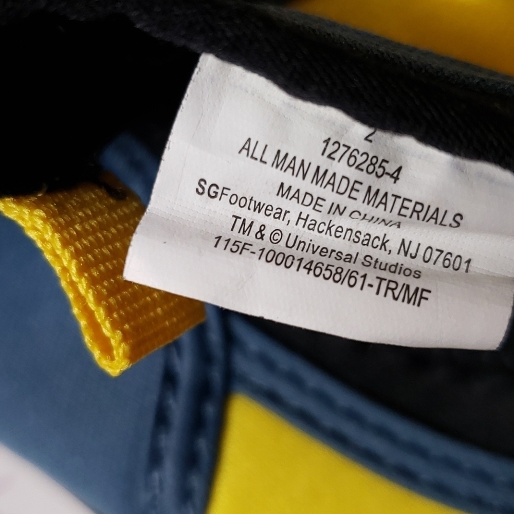 Minions kids water shoes Size 2 Kids - Picture 10 of 16